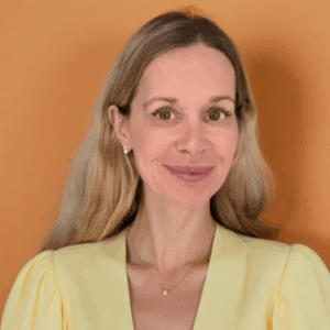Profile photo of Elle Robert-Jones